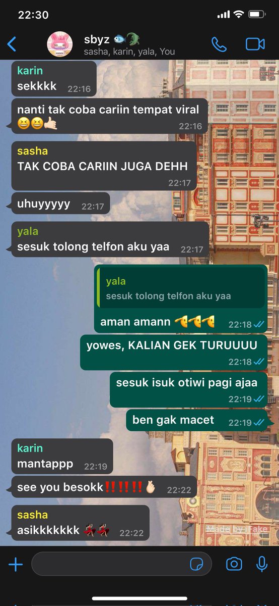 finakyung's tweet photo. what if: kanaya arek suroboyo
edisi gak ada kelas

— from razkanaya universe
©finakyung https://t.co/LC6V40MjfA