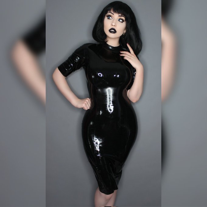 What time is it where you are? I can't sleep, just going through some pictures I haven't posted before