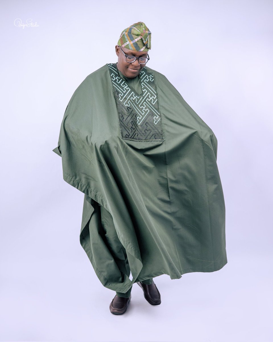 IniabasiOkon's tweet image. Today is #WorldIniabasiDay. I got balloons and I am extremely grateful and happy.

Today I turn 50, and I give all glory and praises to God. It&apos;s been a very jolly ride to this age, and I pray that the rest of my journey would be sweeter.
Abasi mmi bọ ekom!