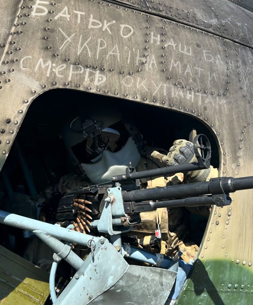 Osinttechnical's tweet image. Ukrainian Army Aviation Mi-8 door gunner and his PK machine gun.