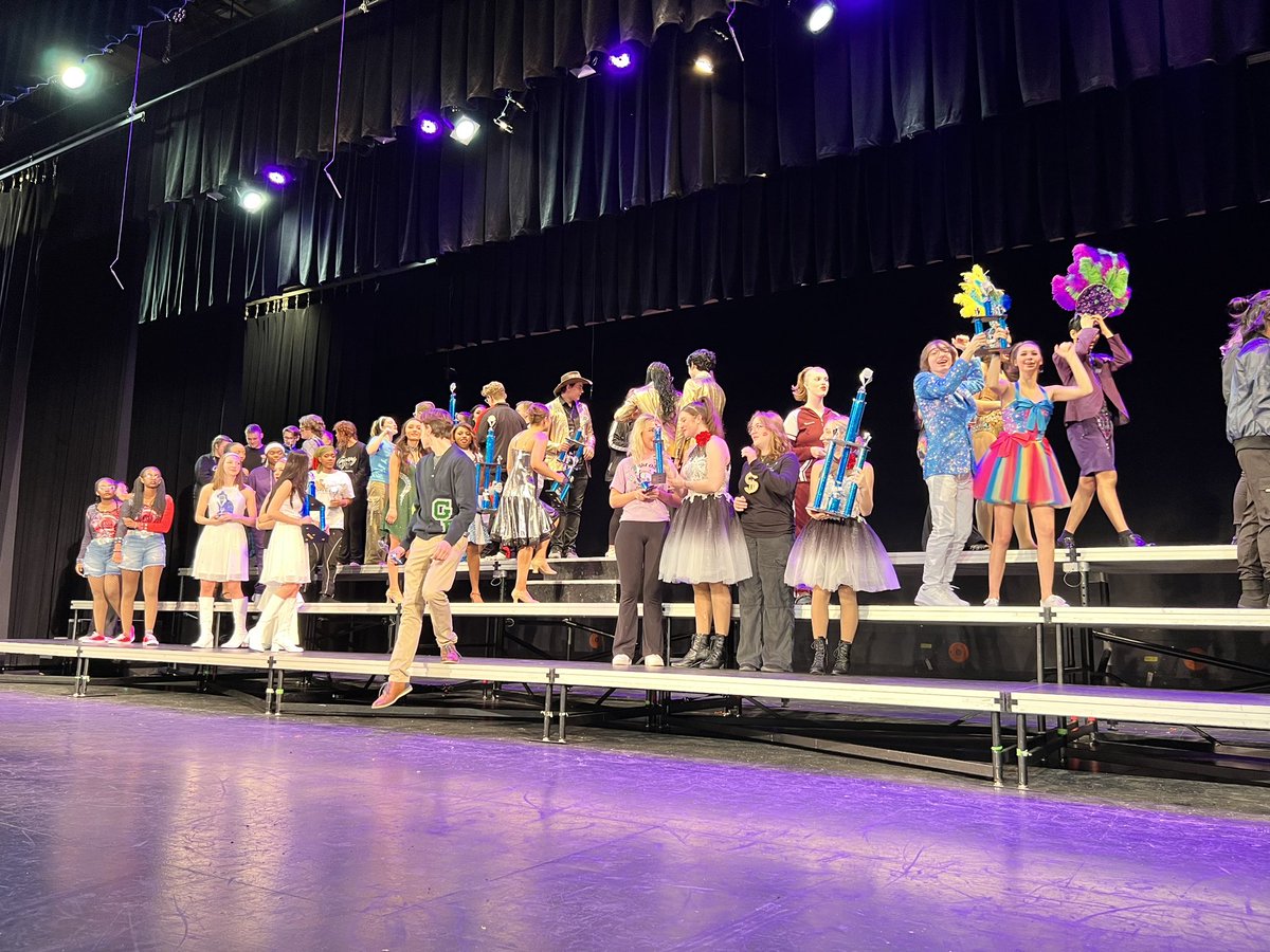 The six show choirs finalists tonight, in order of performance starting at 7:45pm, are:
1) Lowell Sound Impressions
2) Twinsburg Great Expectations
3) Grove City Class Act
4) Piqua The Company
5) Finley First Edition
6) Grove City Touch of Class
#soloninvi24
