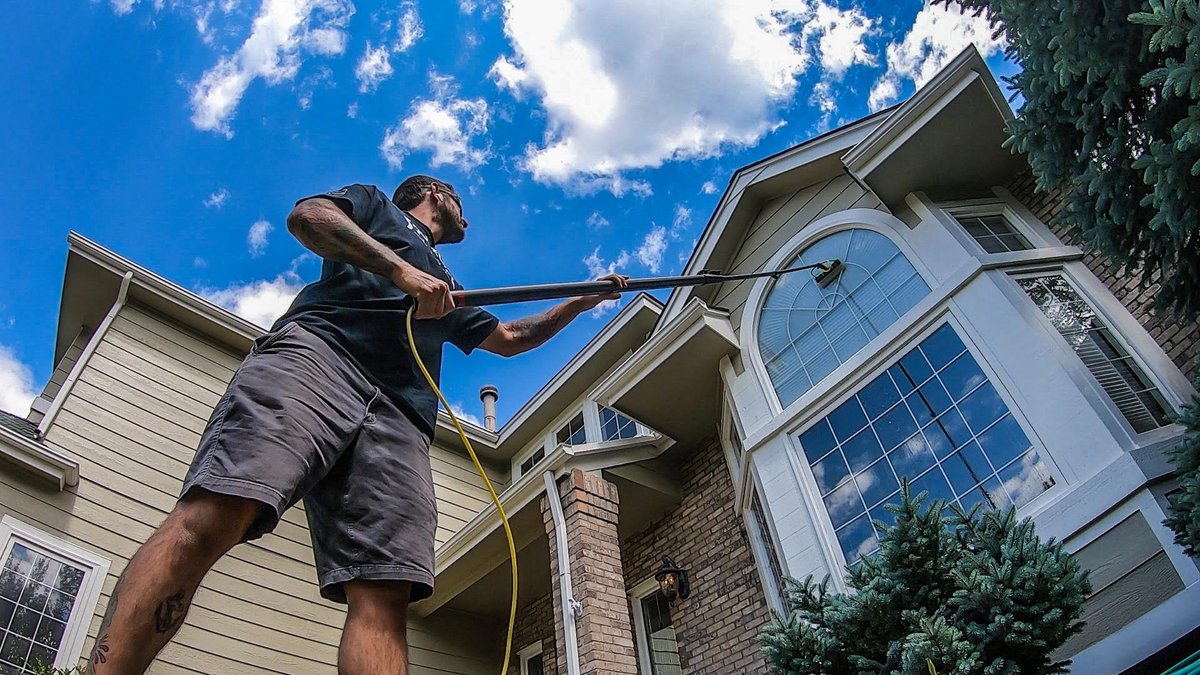 Cleananmean's tweet photo. 🌷 Spring Cleaning Special! 🏠 Get your windows sparkling with our professional cleaning service - now just $275 for up to 15 windows, inside and out (regularly $350). Plus, the first 20 new clients receive Free track and screen cleaning! Don't miss out on this limited-time offer https://t.co/hCK6QnpDzv