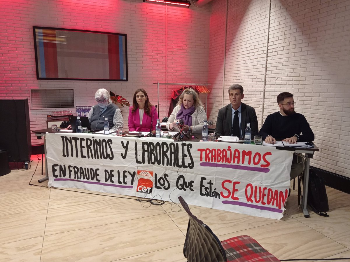 DiNOaLaViolenc1's tweet image. @FruitosRicharte  Quiero agradecerle la brillante intervención, que tuvo usted ayer por la tarde, en la Mesa Redonda sobre Interinos en Fraude de Ley. Al igual que las de su compañera y compañeros, poniendo luz en la oscuridad de los empleados públicos en abuso.