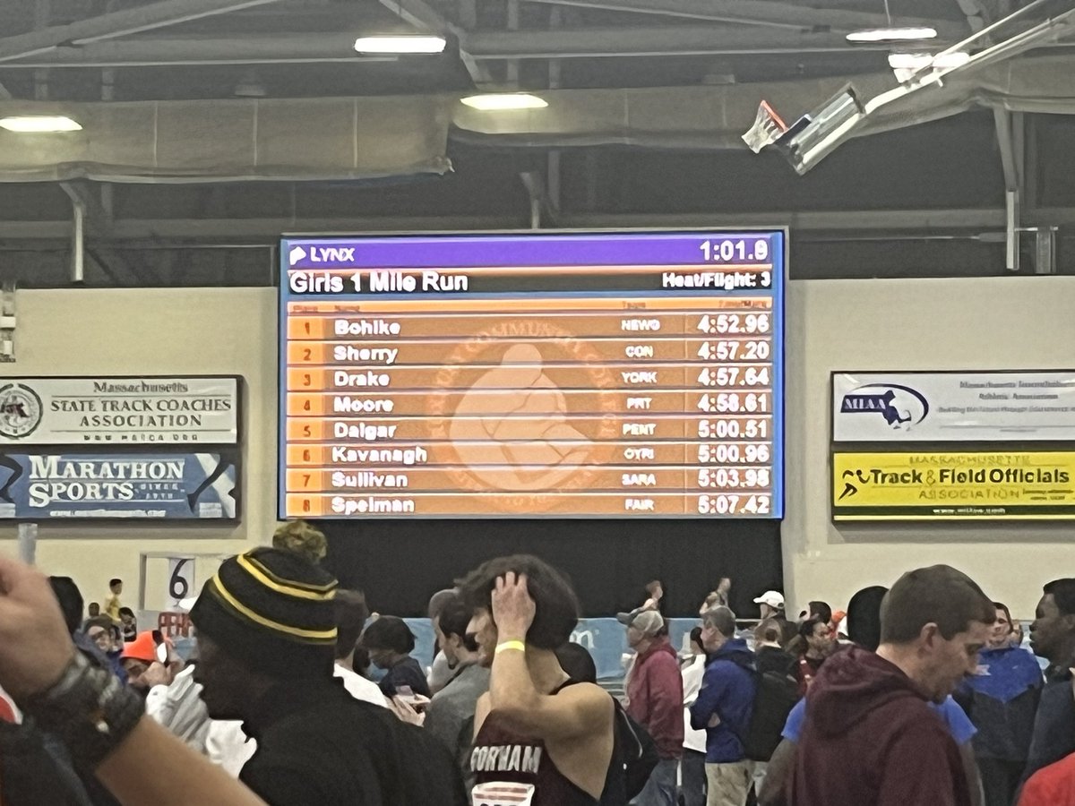 Kaylie Dalgar runs a season best for 5th place in the mile at the New England Championships!!