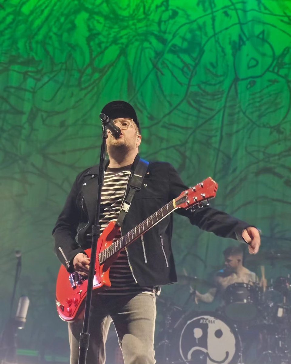 Fall Out Boy at Climate Pledge Arena in Seattle, Washington

📸 emma.fromtheotherside on Instagram