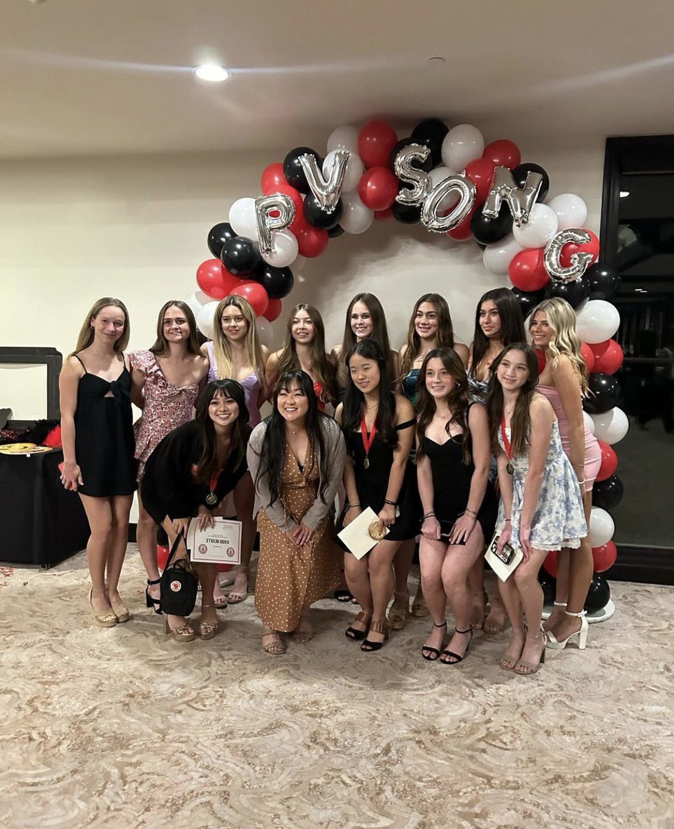 maram_bula's tweet photo. Brooke Sachs from #pv_varsity_song called 📱us to bring our #creativity to End of the Year Banquet 2024 with 🎈#balloons #ballonarch #syructure at #palosverdesgolfclub in #pallosverdes #nextdoor #ocmoms #marambucreativity @marambula.com https://t.co/nwv2zuY2VO