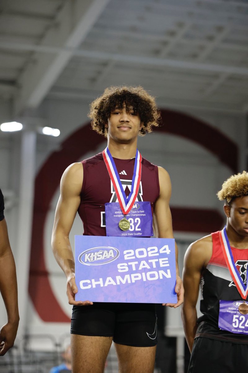KHSAA's tweet image. 🏅 📸 @milesplit #khstr