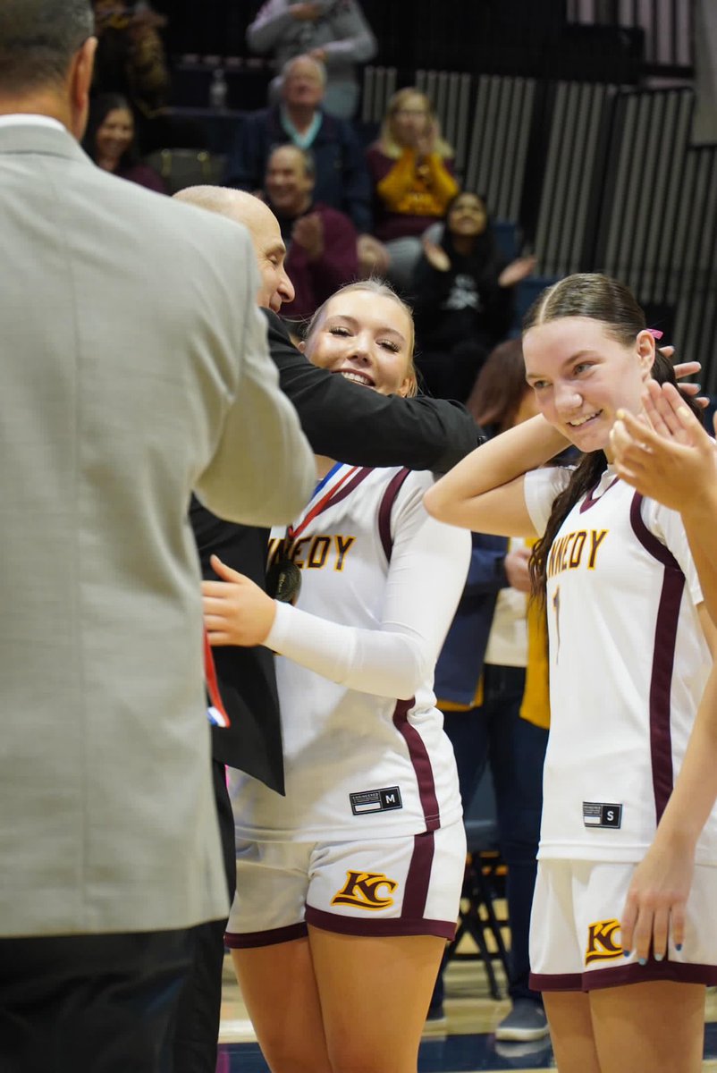 District 10 champs🥇@MagestroBella @_moniquevincent @LaykeFields @KC_GBB @JustinMagestro