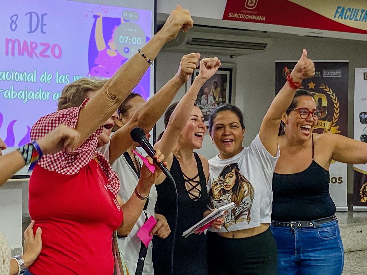 Lourdes Mateus 💜 tweet media