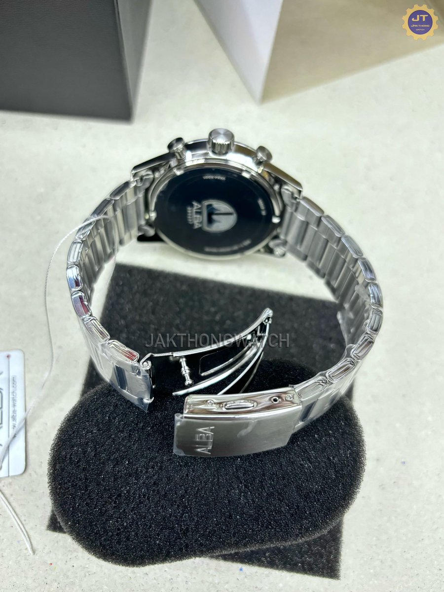 jakthongwatch's tweet photo. ♂ ALBA SIGNA Chronograph A4B009X1 ♂
🎀 ราคาป้าย 5,500 บาท 📬 ส่งฟรี EMS
**** ⚠️ราคาลดพิเศษ⚠️ สอบถามได้เลยครับ ****
✅ ของแท้💯 พร้อมกล่อง และใบรับประกันศูนย์ 1 ปี
#ALBA #AlbaThailand #AlbaSigna #A4B009X1 #QuartzWatch #Chronograph #Tachymeter #JakthongWatch #ร้านนาฬิกาจักรทอง https://t.co/WjbHXgkvPb