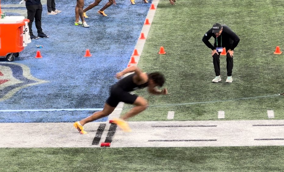 CoachBobChesney's tweet photo. Safe to say WR03 @jalencoker had himself a DAY!!

6-1 3/8, 208
32 7/8 arms
76 3/4 wing
9 7/8 hand 

42.5" vert 
10-ft-8 broad

AND the second fastest 10yd Split!

Proud is an understatement!! https://t.co/cbSznfKO8W