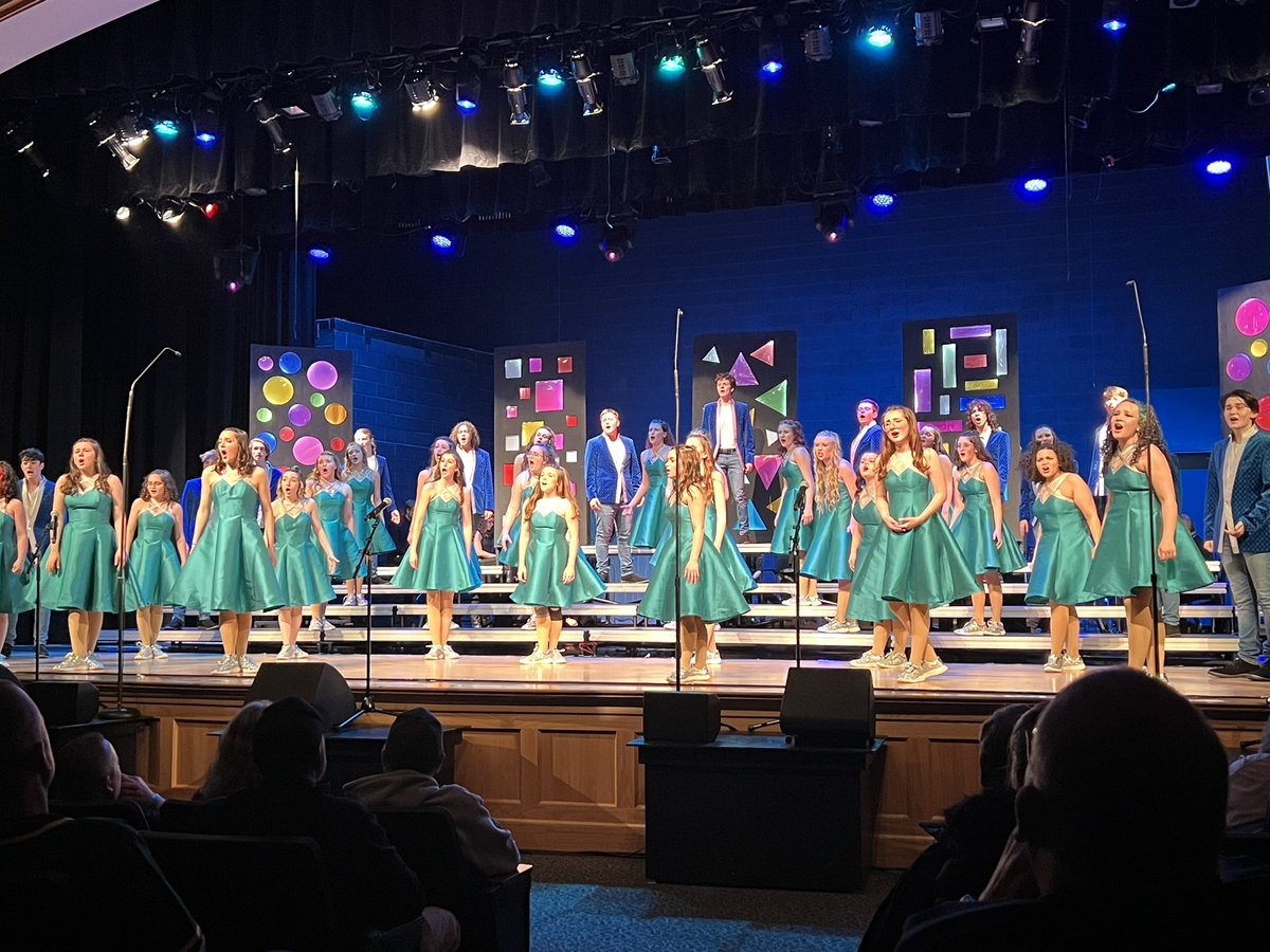 Great day for all our show choir groups in Somerset. Debut-Applause-Encore!