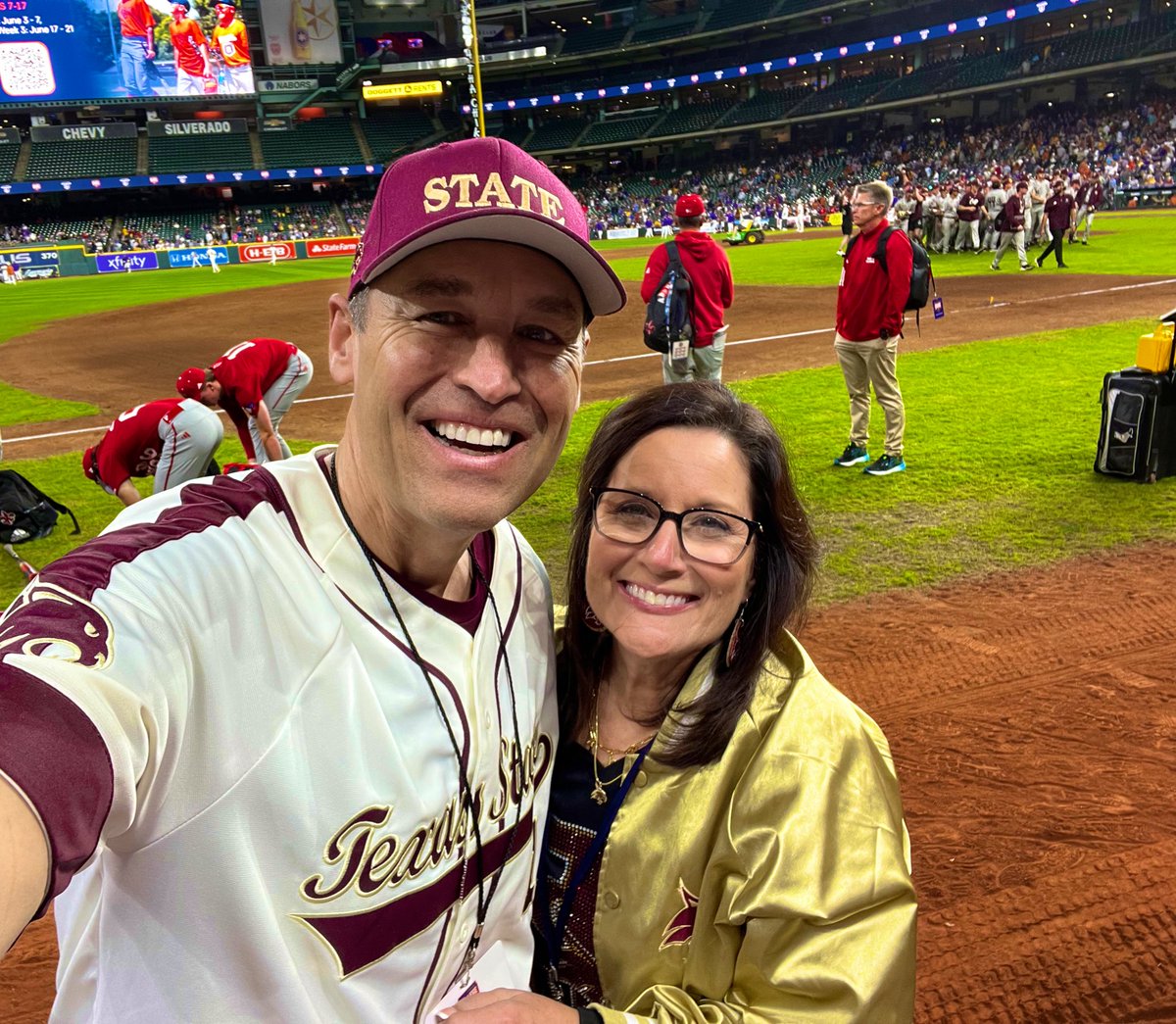 kdamp's tweet photo. #AteEmUp #BeatTexas #WhyNotTexasState?!?!? @TxStateBaseball 🐾 https://t.co/RDkOByiWIN