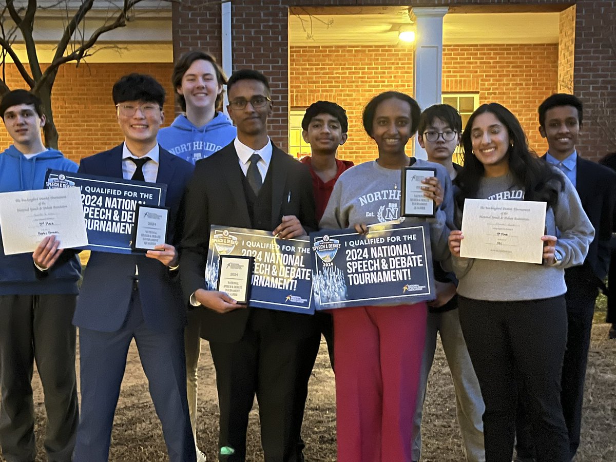 @NHS_DebateTeam Headed home from Districts with 4 winners and 3 NATIONAL QUALIFIERS!  And, how ‘bout Rhyana Mahatsente taking 1st in speech? I mean, she’s a sophomore. So proud of these amazing kids! @DrJWilliams1 @ezigbo_ @MikeDaria @TCSBoardofEd