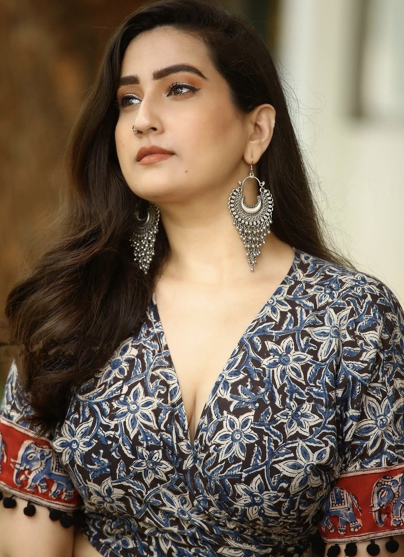 GHtUd3nWYAA2phs?format=jpg&name=large