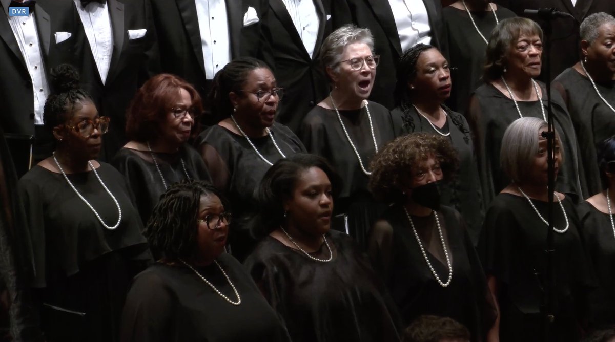 Streaming now on #DSOLive: Betty Jackson King’s Psalm 57 with the Brazeal Dennard Chorale. Watch now >> dso.org/watch/2835424