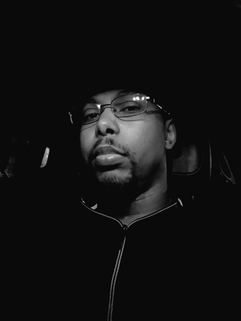 GranddadWoolly's tweet photo. Made it to Chapter 36 in The Book of Life. Thanks for all the well wishes! Spin that #OITO as my gift! #BirthdayDadda #StillAnOldYoungMan #Im36 #HappyBirthday https://t.co/Px3MIoLQjB