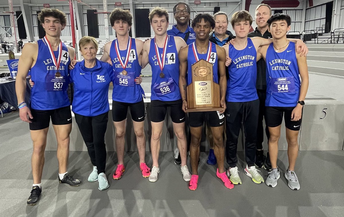 khsaaevents's tweet image. Congratulations to our fourth place teams Corbin and Lexington Catholic #khstr