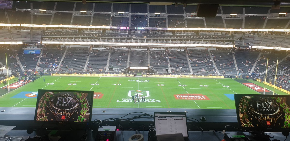 I have died and gone to commentary heaven. My office tonight! <a href="/FOXNRL/">Fox League</a> <a href="/fanfoxleague/">The FAN</a> <a href="/VossyBrandySEN/">Vossy & Brandy SEN 1170AM Sydney</a> <a href="/NRL/">NRL</a> #NRLVegas