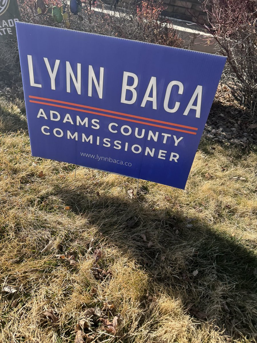 Great to join my friend Commissioner Lynn Baca for her reelection campaign kickoff today. Lynn Baca is a gem - we’re so lucky to have her in this role.