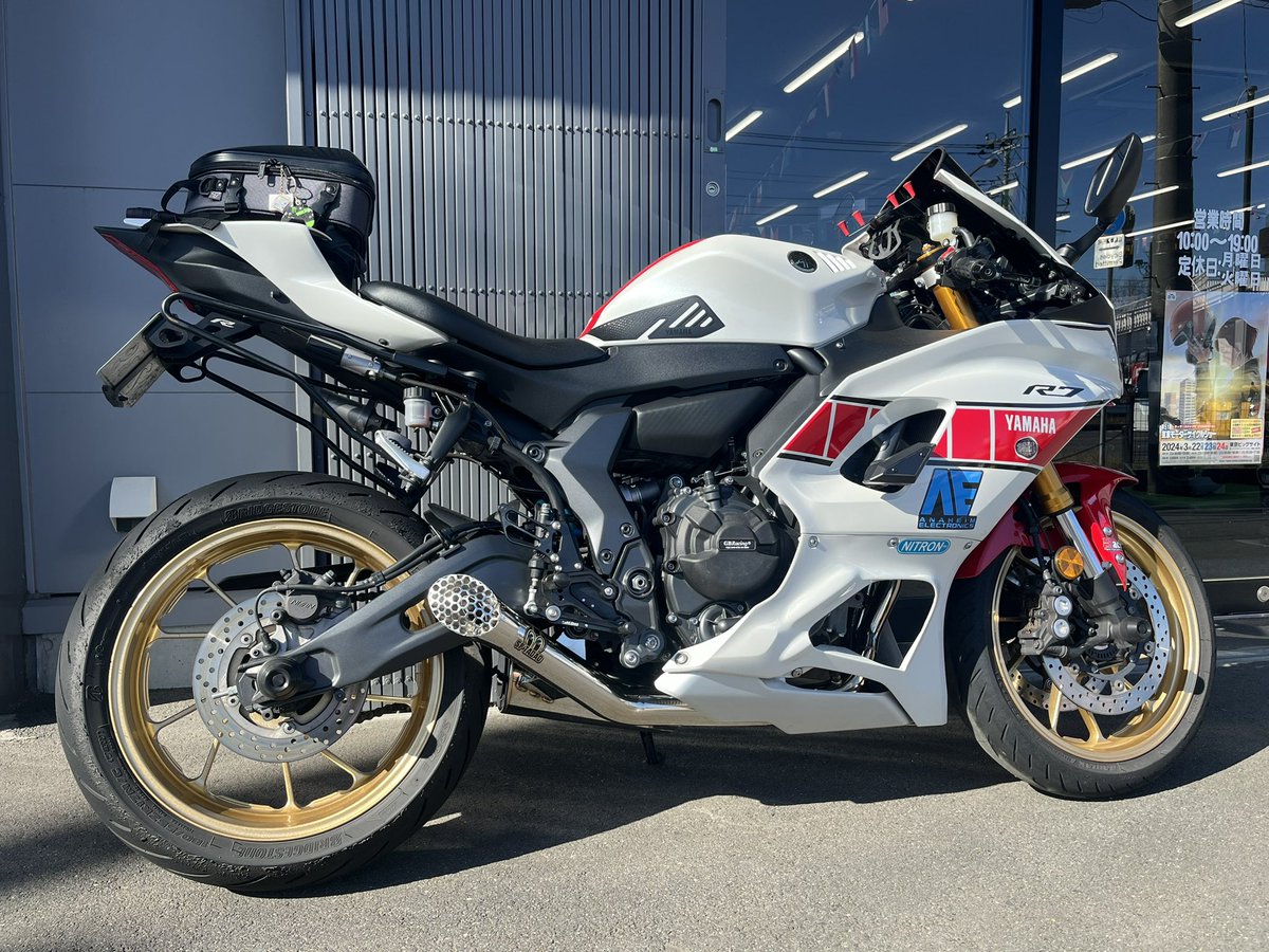 ysptsukuba's tweet image. #YZFR7 #POWERBOX を取り付けました✨軽くなった分、取り回しもし易くなり見た目もイイですね😊
実際の音も気になると思いますので、是聴いてみてください✨
#YSPつくば    #SP忠男　#パワーボックス