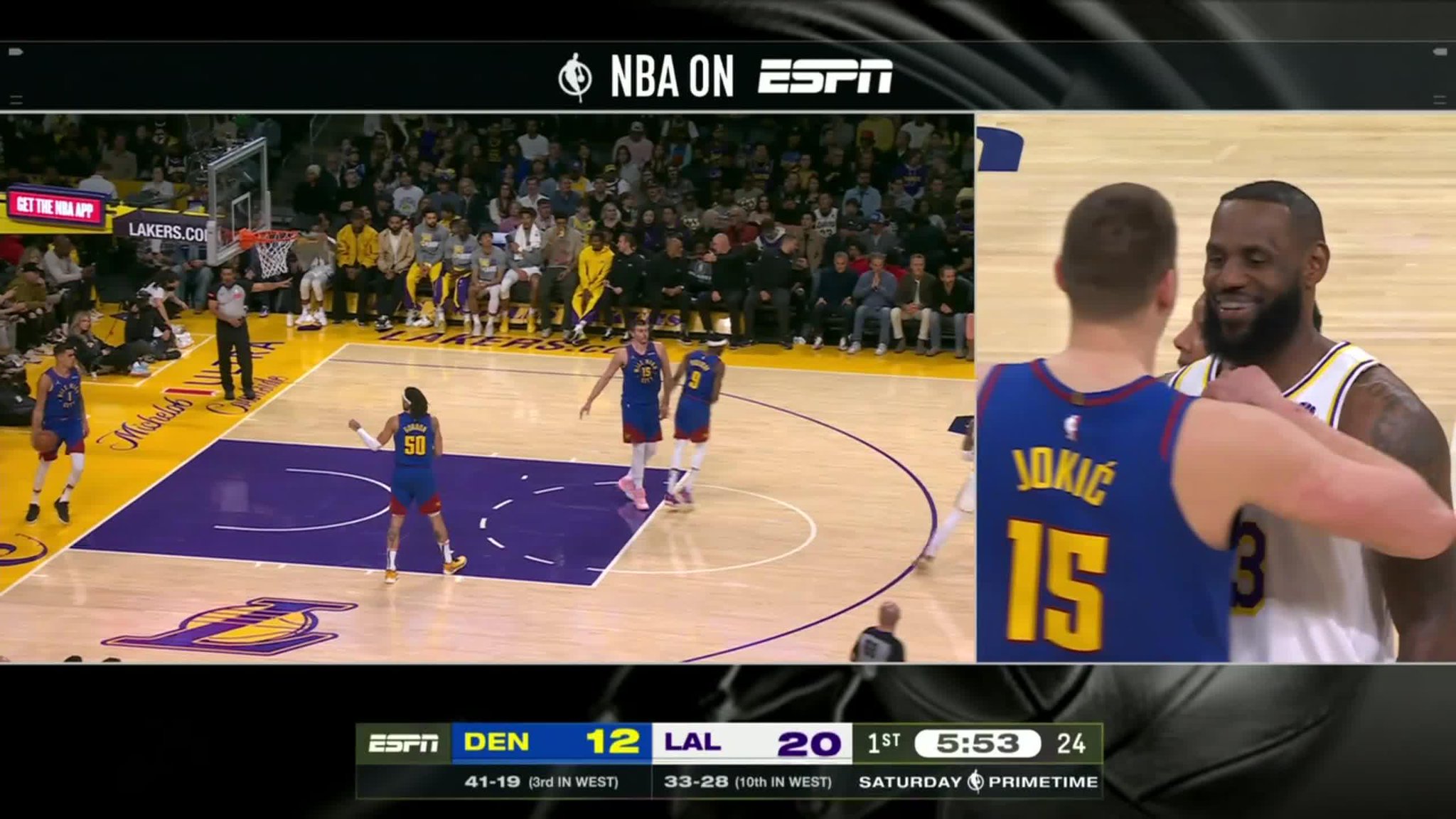 [花邊] 小丑和老詹場邊閒聊