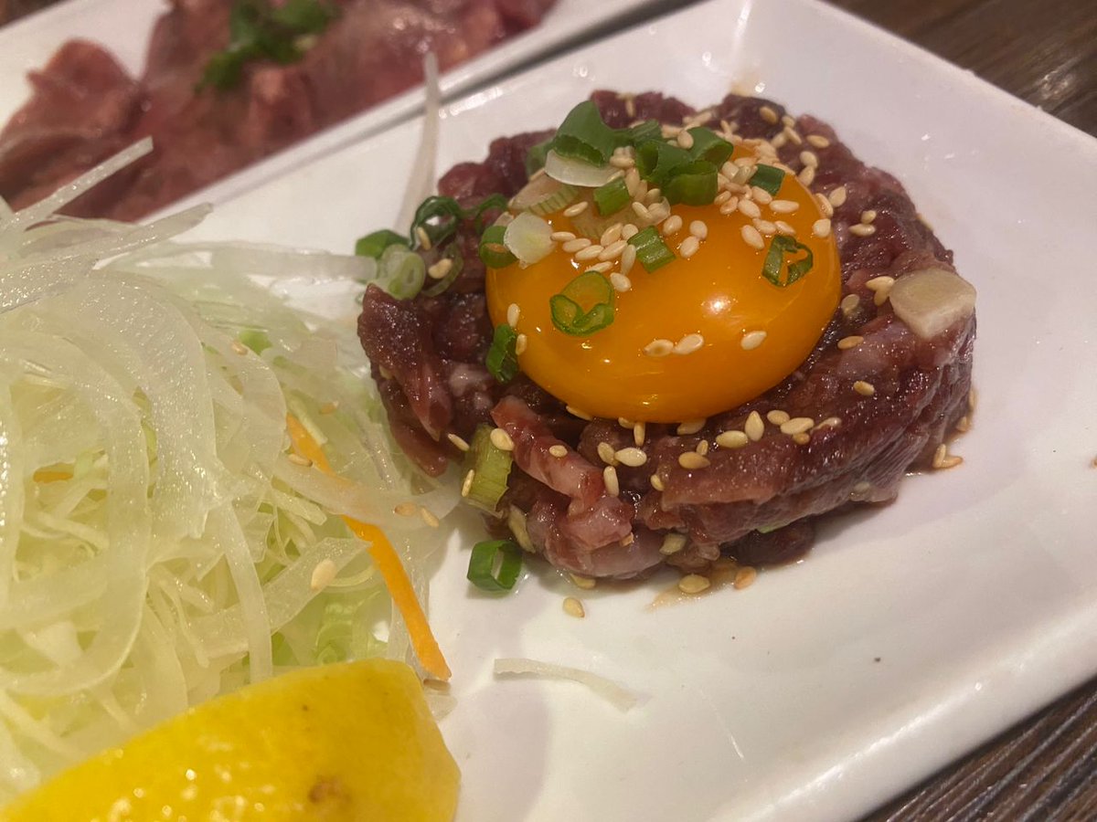 babymaybe15's tweet photo. 初の韓日館！
さっと焼いたハラミと牛すじ、マルチョウがタイプ過ぎたー！美味しすぎぃ🤤
子連れ多め、掘りごたつ席ありってのもありがたい❤️
リピ確定！

#マレーシア
#マレーシアグルメ
#マレーシア移住 https://t.co/LYCVbQZ68B