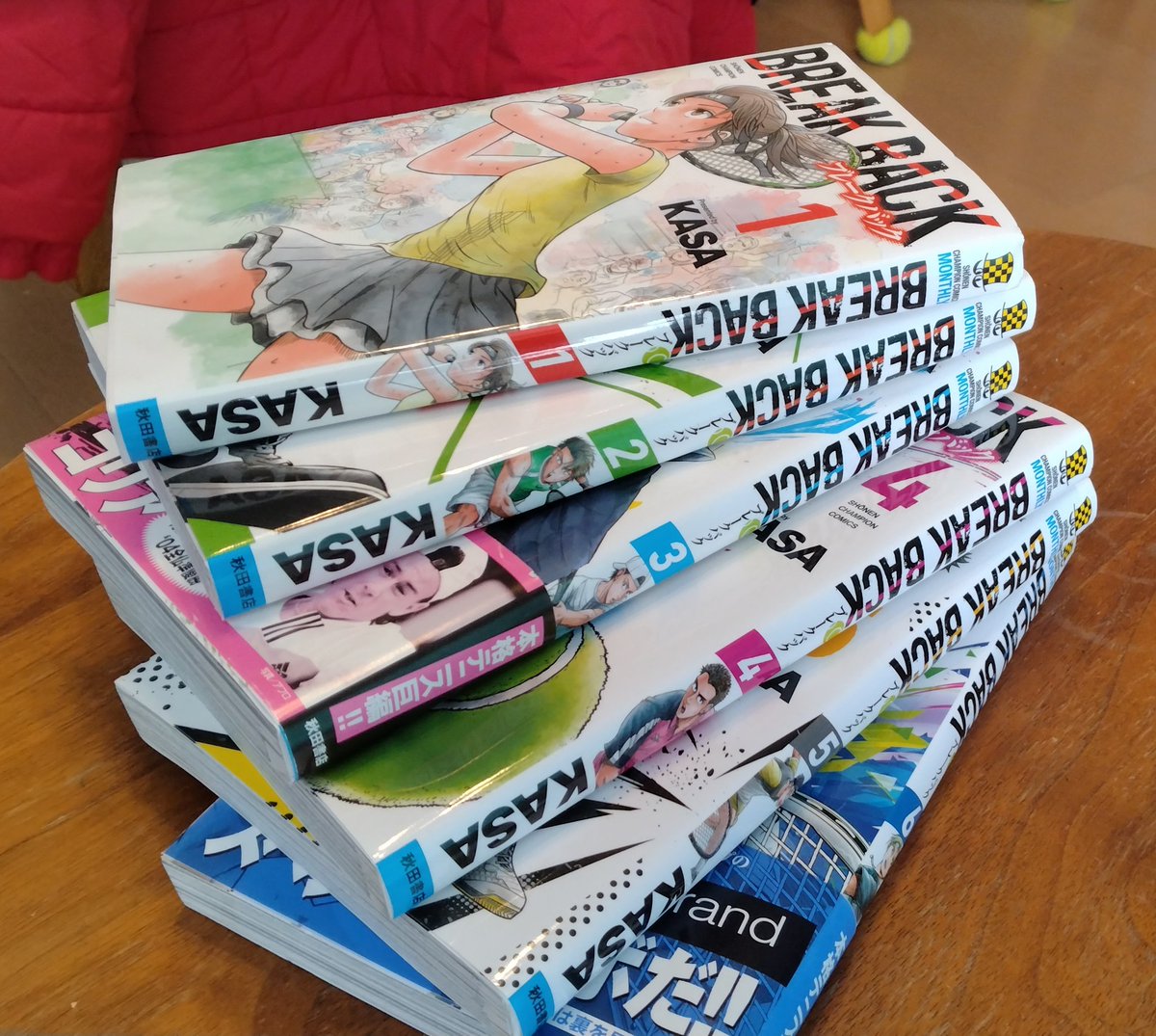 X9TOK's tweet image. 今更ながら買って読み始めました。
やっぱり面白いです😆
お小遣い考えつつ、少しづつ買い増します。
#breakback