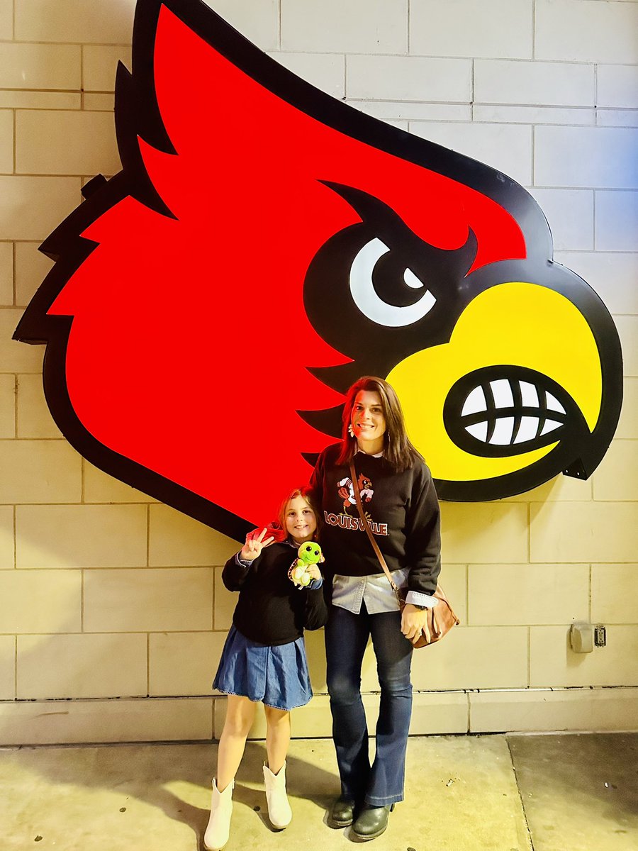 LJS4247's tweet photo. #gocards https://t.co/9r5pik9ZiQ