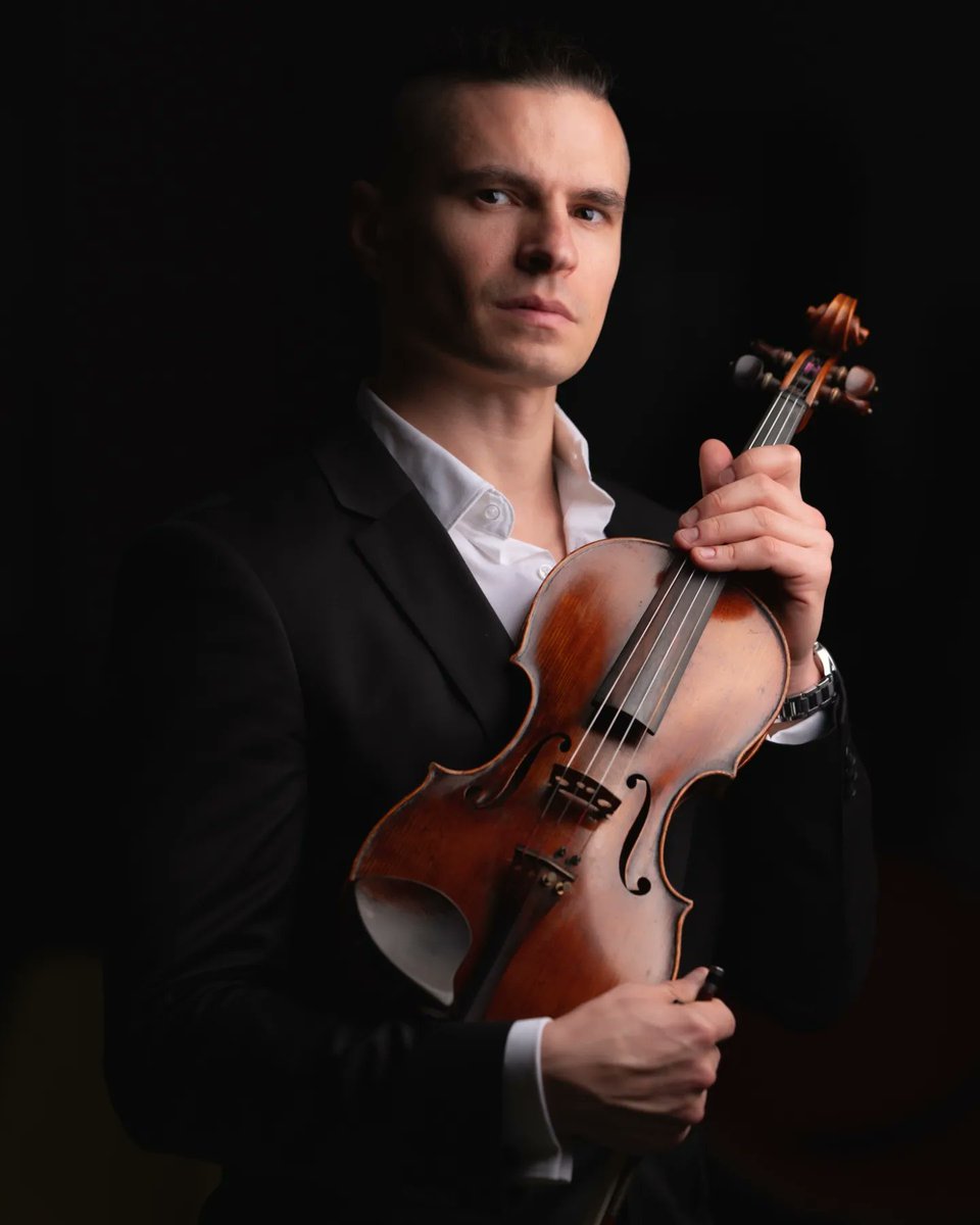 AndriMagdych's tweet photo. A good portrait photoshoot with an amazing violinist from Ukraine. https://t.co/nkofiaWkoH