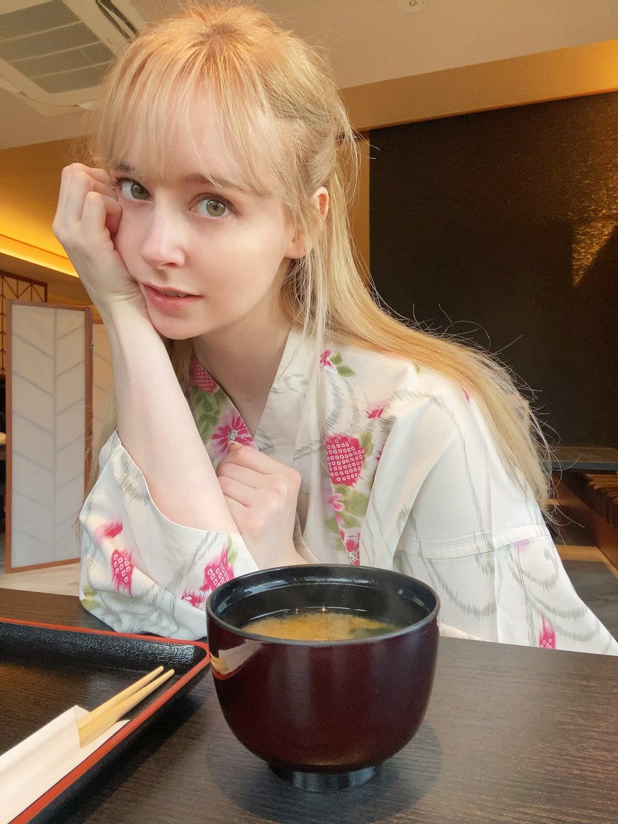 味噌汁が好き🍃 https://t.co/Jz0bbnnICM