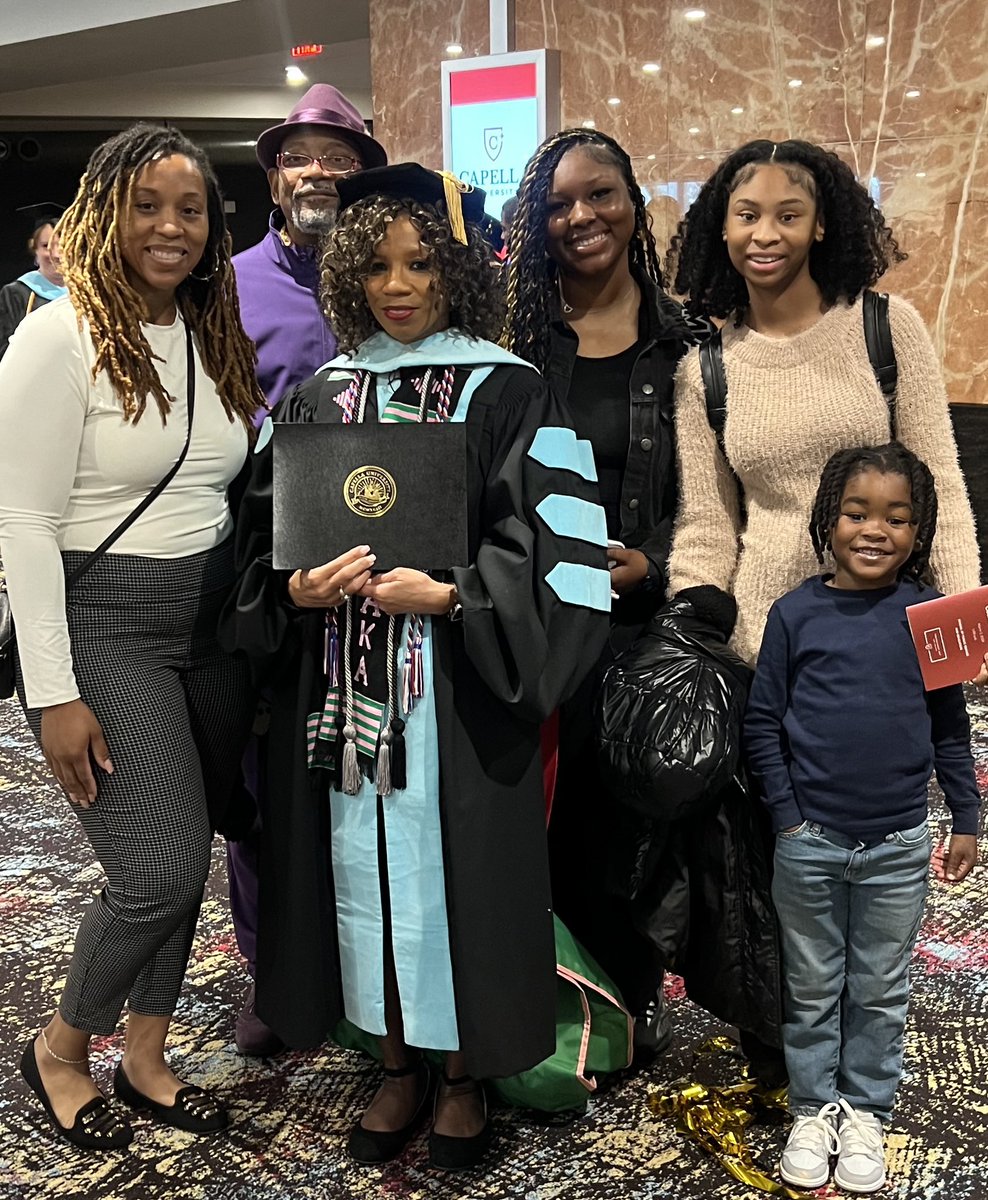 CKTuck1's tweet photo. Today was definitely a day full of gratitude and thankfulness. I am in awe of God’s love for me. Following His plan has proven to be the greatest blessing in my life. I cannot express the happiness I’m feeling at this moment. 🙌🏽#DrClaudiaKTucker #capellagrad https://t.co/1po7tQfi7S