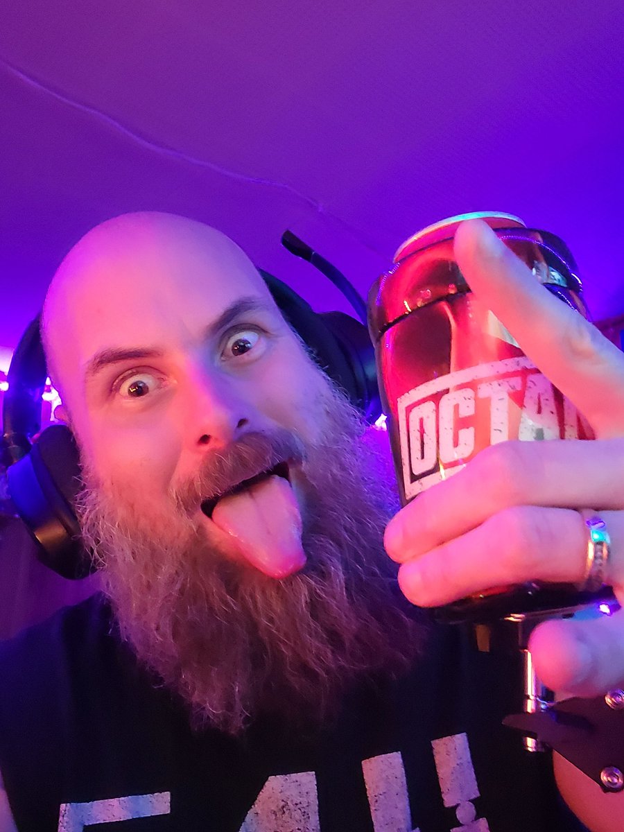 grumpykore's tweet photo. BLEGHHHHHH 🤘🔥🤘 
Gaming and stuff !!!  #RiseAsEquals #Metal #SXMOctane https://t.co/a6jxnfXRHw