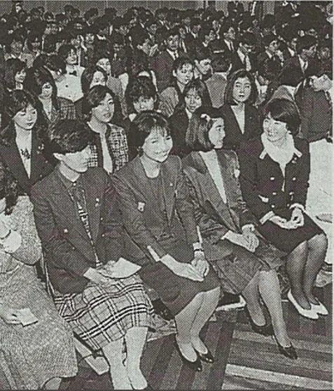 JAL入社式1986年と2022年比較 
