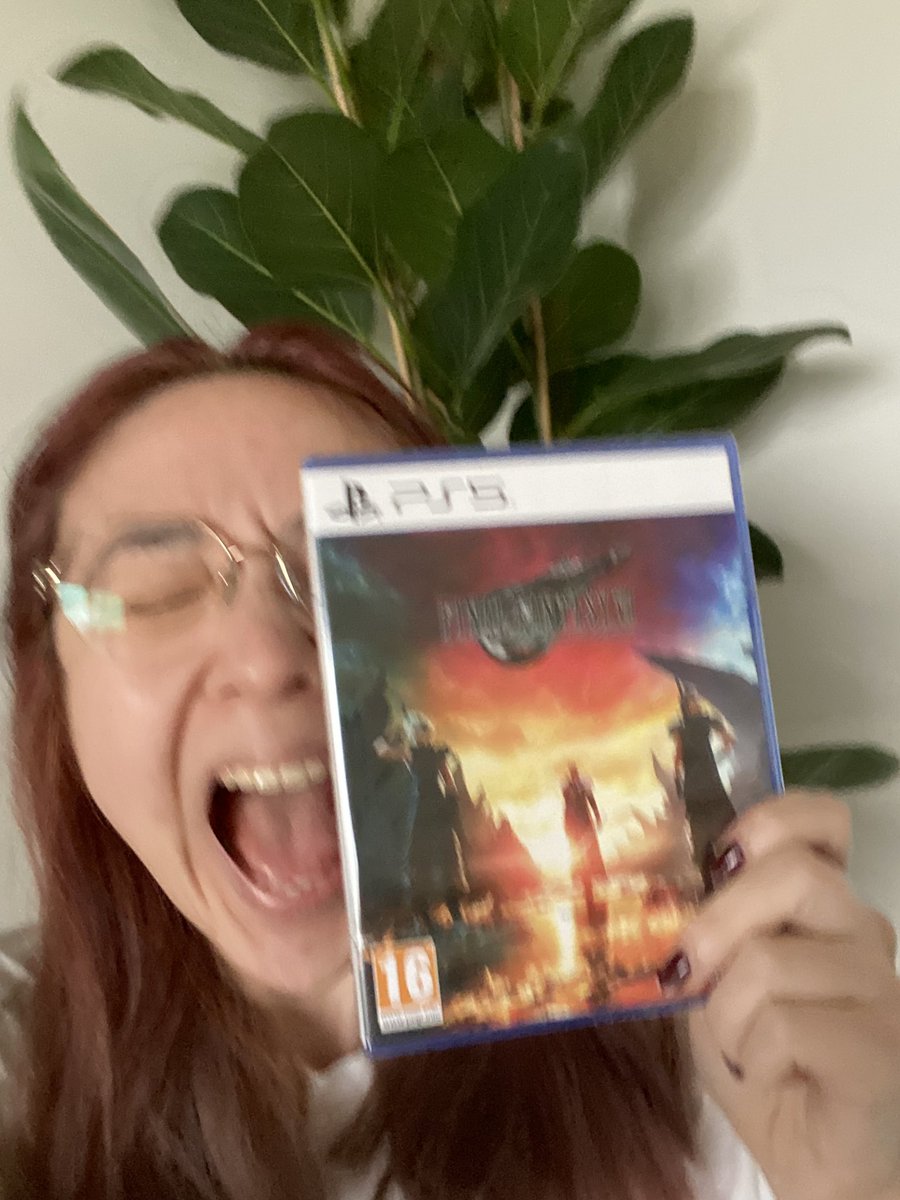 My copy of #FF7R is here!!!!!!!!!!!!!!