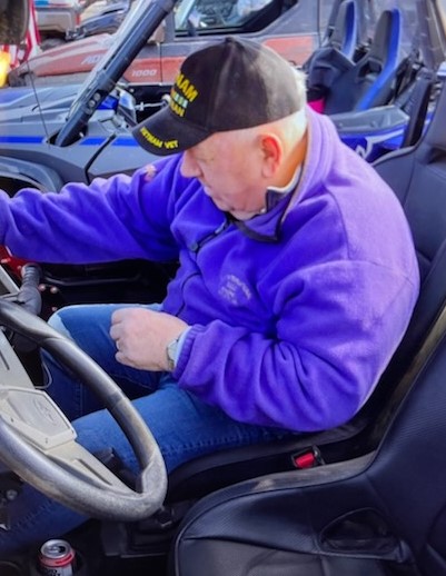 WiSilverAlert's tweet photo. Silver Alert issued in Douglas County for missing Calvin Peterson, 78, White, Male, 5ft9inches, 230 lbs., with Hazel eyes &amp; white hair. Driving a 2015 red,black&amp;whitePolaris Razor, MN plate 1DN04. Superior PD 715-395-7201 https://t.co/GiEbOVr4yL https://t.co/a7fTcpKfbT
