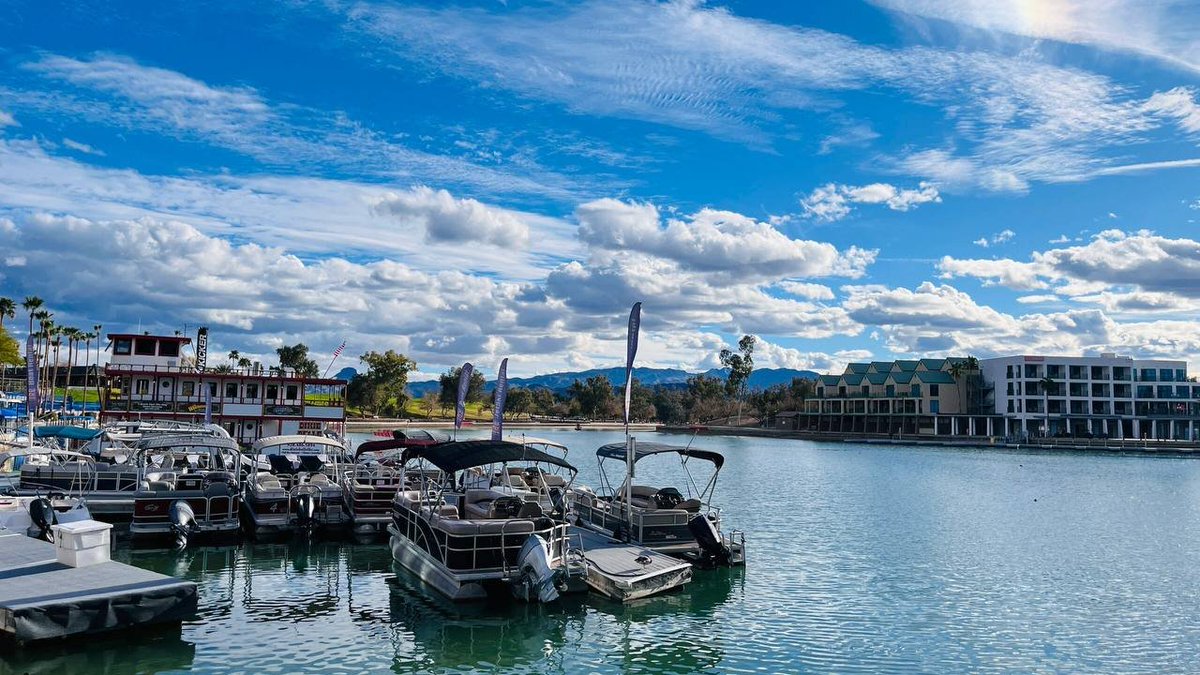 #AmericanLandscape🇺🇸 #Arizona #LakeHavasuCityLondon Bridge
London Bridge, Lake Havasu city, Arizona. London Bridge in Lake Havasu City, Arizona. In the 1960s, Americans auctioned off the London Bridge that was about to be demolished and abandoned in the UK.