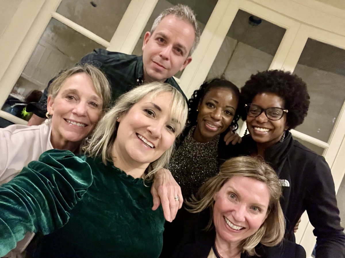 Rachel Salas MD, MEd (@rachelsalasmd) on Twitter photo #tiltonsteam #neurologists #neurology 🧠 this is what a neurologist looks like <a href="/MarkMilsteinMD/">Mark Milstein</a> <a href="/DrHopeMO/">HL O'Brien</a> <a href="/anntiltonnola/">Ann Tilton, MD, FAAN</a> <a href="/AANmember/">American Academy of Neurology</a> #tiltonsteam #neurologists #neurology 🧠 this is what a neurologist looks like <a href="/MarkMilsteinMD/">Mark Milstein</a> <a href="/DrHopeMO/">HL O'Brien</a> <a href="/anntiltonnola/">Ann Tilton, MD, FAAN</a> <a href="/AANmember/">American Academy of Neurology</a>