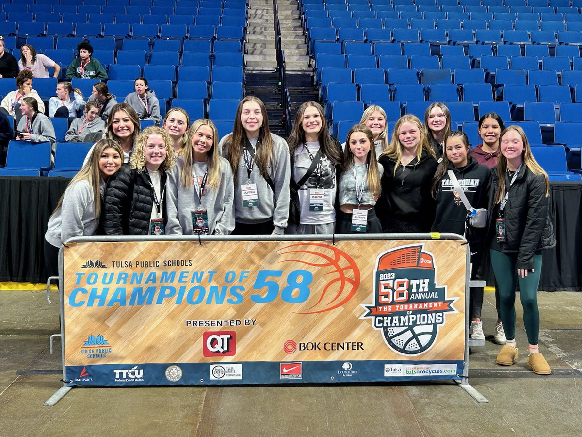 TahlequahHoops's tweet image. A big thank you to our community and fan support all season long! 

One rough week doesn’t define four stellar seasons. Thank you to an amazing group of seniors! You left your legacy ✅