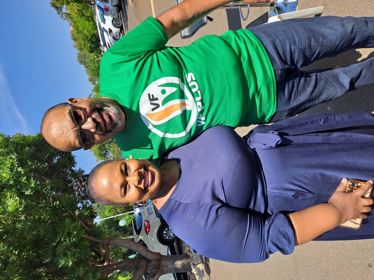 It was a true honor and privilege to have met @SakinaKamwendo at the @VFPlus Manifesto launch. A true down to earth woman. Thank you, Mam, for the photo opportunity. @sabcmorninglive @MorningLiveSABC @SABCNews