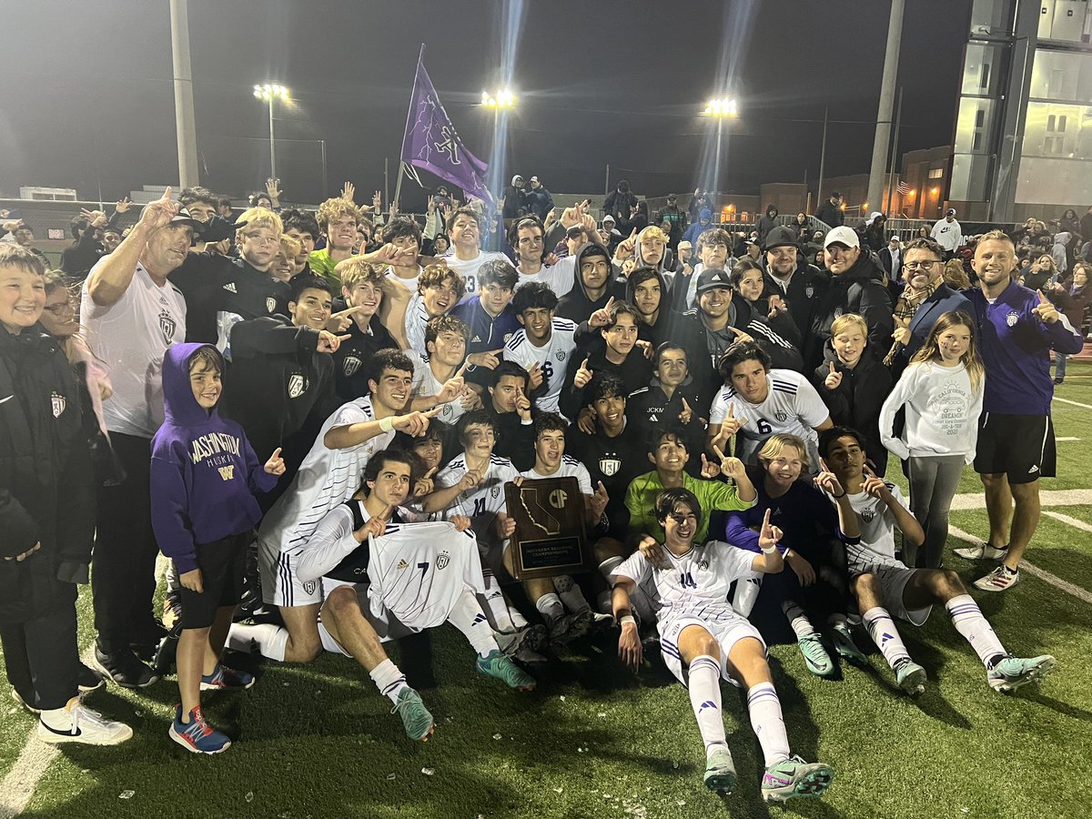 Santa Soccer, CIF SoCal State D1 CHAMPS! Awesome 2-0 win over Mater Dei Santa Ana. Congrats Coaches, seniors, and the entire team. Great season with a great finish! <a href="/Saints_ThePit/">The Pit</a> <a href="/saints_info/">St. Augustine HS</a>