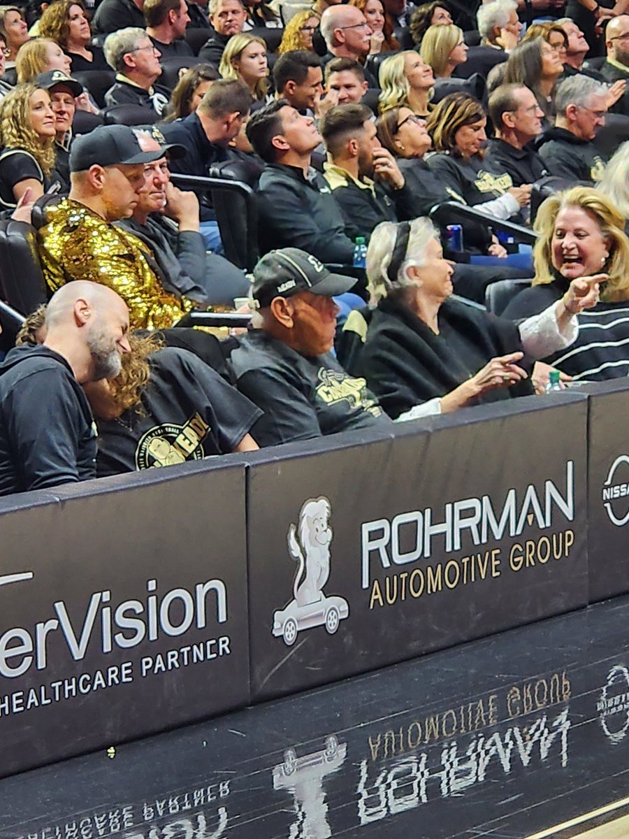 BoilersInStands's tweet image. Gene Keady in the house! 

#WhoseHouse