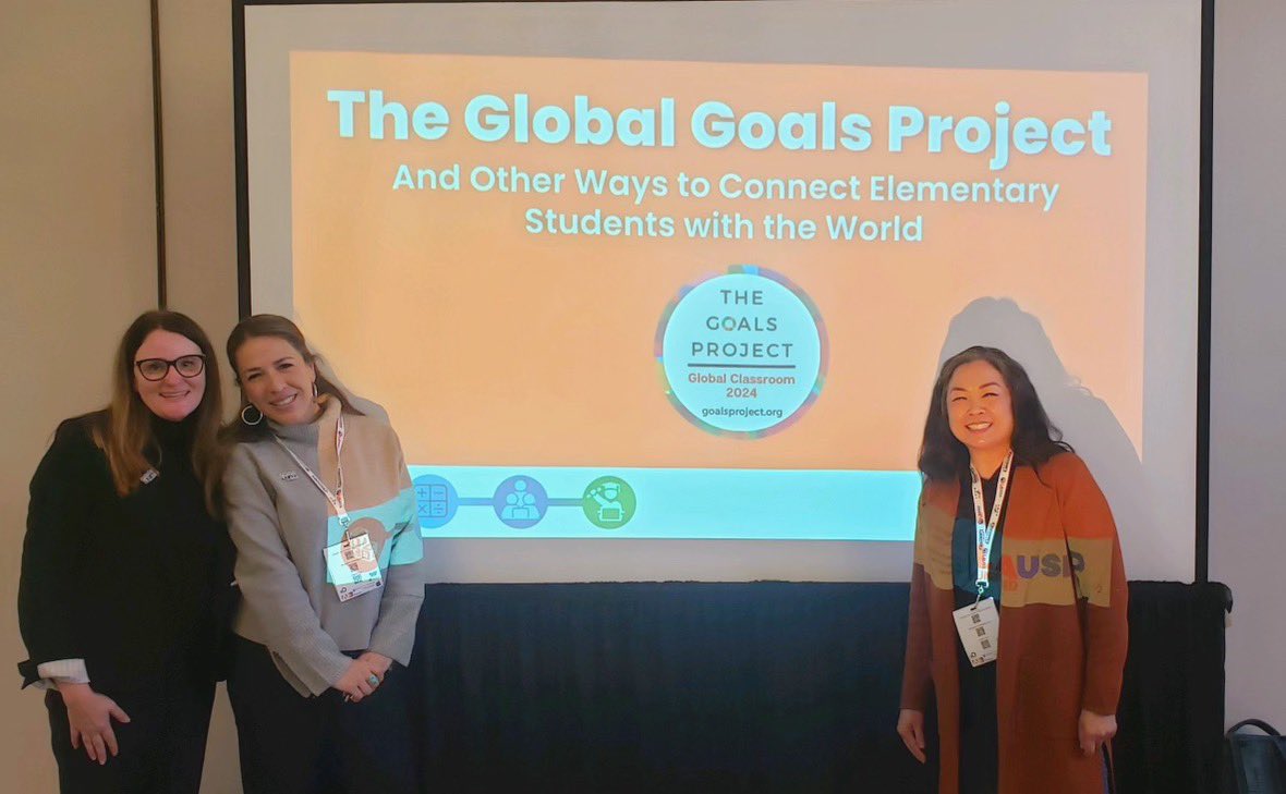 YMeza44's tweet image. When we wrote up proposal to present, we had NO idea Dr. Jennifer Williams would be keynote. Today I got to meet my hero-teacher, got to tell her how I feel about her work, &amp;amp; even share our session w/her! #TeachSDGs @TeachSDGs @TheGlobalGoals #EmpoweredByITI