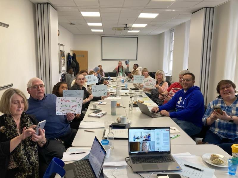 JudyEllerby's tweet photo. #DMOF members voting in the @NEUnion #PayUp preliminary ballot . https://t.co/FMvJdDHeVZ