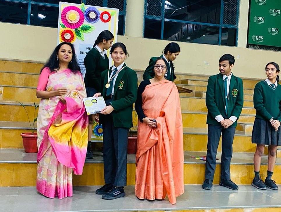 Catch a glimpse of our Special Assembly organized by the Student Council, where we proudly honored our champions of the SOF Olympiad! 
#DPSJaipur 
#SOFChampions 
#Olympiad 
#dps
#dpsachievers 
#bestschoolinJaipur 
#bestboardingschoolinJaipur 
#boardingschoolsinJaipur