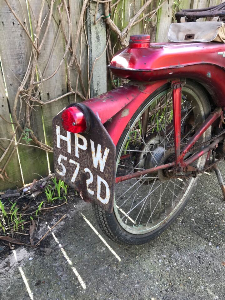 BarnFindsUK's tweet photo. Ad: 1966 Raleigh Runabout
On eBay here -->> https://t.co/a6aEke0np0
#RaleighRunabout #1966Raleigh #ClassicBicycle #BikeRestoration #BikeCollectors #RetroCycling https://t.co/lVxTdnP32e