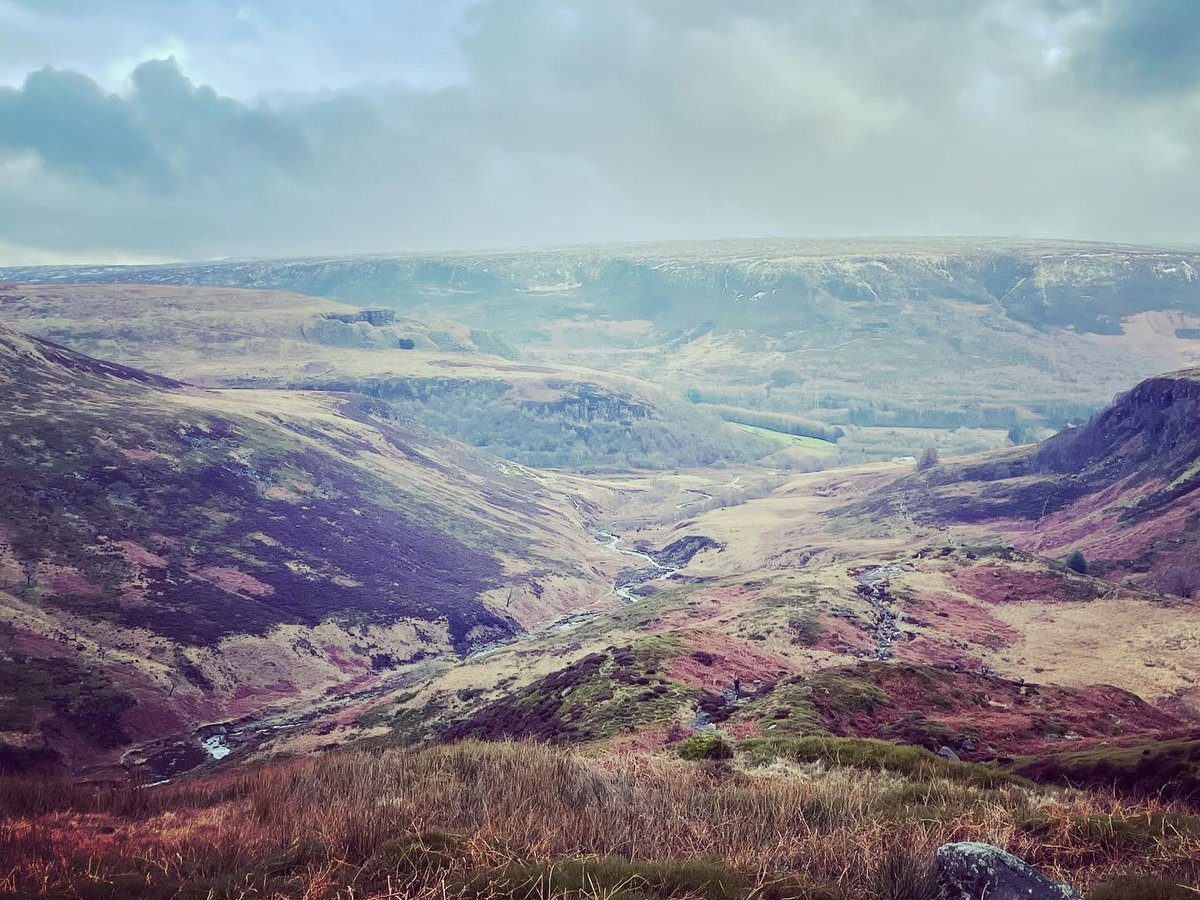 Saddleworth 10 reservoirs. What a day out. Bit of everything (well bogs, snow, ice, wind, pie, cake) and a bargain at £20! 

Awesome to catch <a href="/nuddypants/">Mel Sykes</a> and <a href="/R08BO/">Robbo</a> See you next time 

🙌🏼🥾🏔️❄️☔️🥧