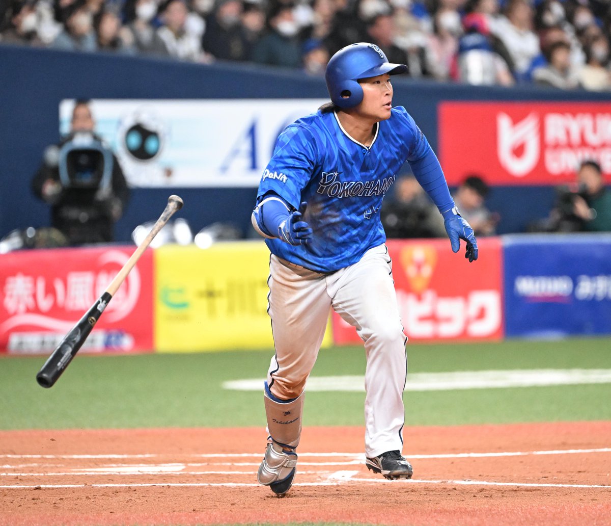 先発 #石田健大 選手、2番手 #濵口遥大 選手がそれぞれ粘り強く投げて3