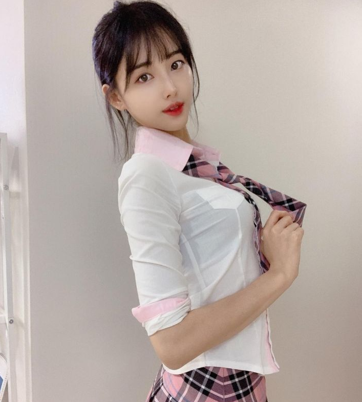 ladiranda's tweet photo. 一個人生活很久了 孤孤單單 找一個男生踏踏實實過日子  只要真誠可約見面聊 真喜歡加我賴：99h6 https://t.co/3HSY7E3Ky0