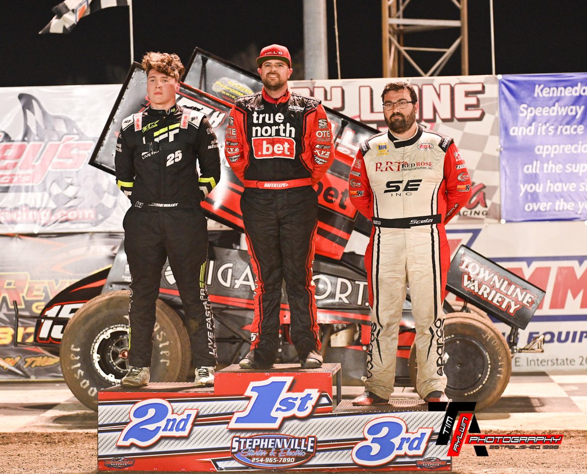 .@samhafertepejr Handles Kennedale Crowd With ASCS Elite Outlaw Sprints! Full Recap/Results are posted at ascsracing.com/press/2024/art…